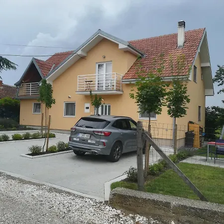 Villa-vinca Casa de Férias